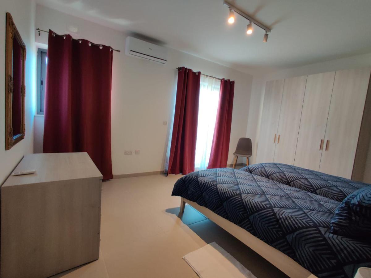 Deep Blue Apartment Marsaskala Exterior photo
